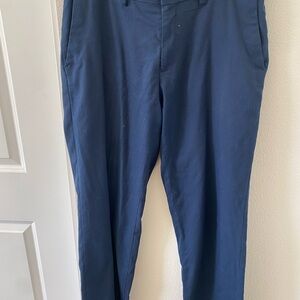 Haggar Men's Dark Blue Chinos